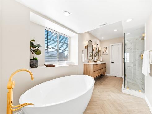 423  18th   Street, Huntington Beach, CA