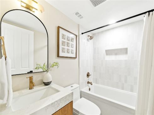 423  18th   Street, Huntington Beach, CA