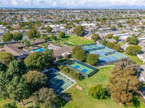 8777  Tulare Drive  411H , Huntington Beach, CA