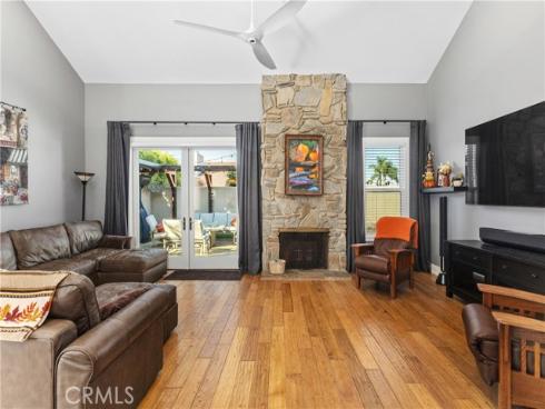 16931  Roundhill  , Huntington Beach, CA