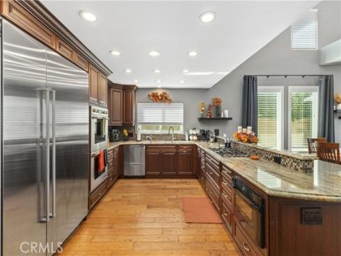 16931  Roundhill  , Huntington Beach, CA