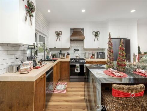 7401  Seabluff  102 , Huntington Beach, CA