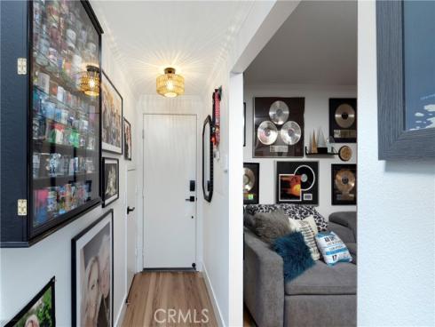 7401  Seabluff  102 , Huntington Beach, CA