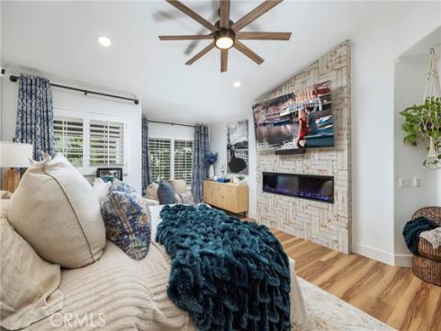 7401  Seabluff  102 , Huntington Beach, CA
