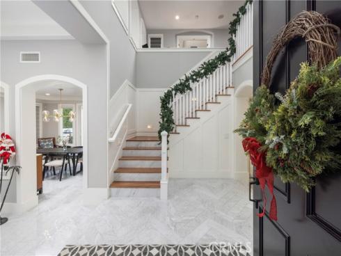 19531  Peninsula  , Huntington Beach, CA