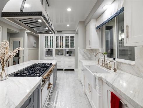 19531  Peninsula  , Huntington Beach, CA