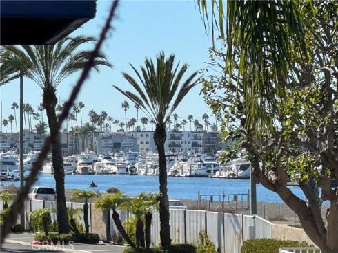 3408  Sparkler  , Huntington Beach, CA