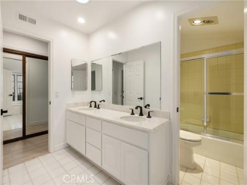 19371  Woodlands  , Huntington Beach, CA