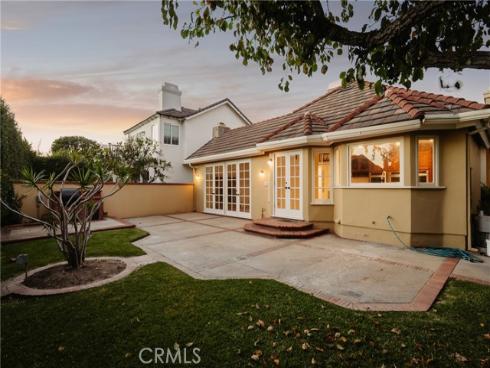 19371  Woodlands  , Huntington Beach, CA