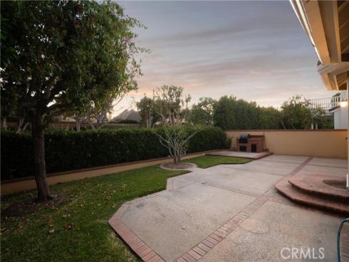 19371  Woodlands  , Huntington Beach, CA