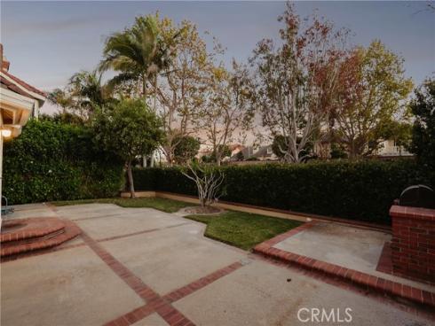 19371  Woodlands  , Huntington Beach, CA