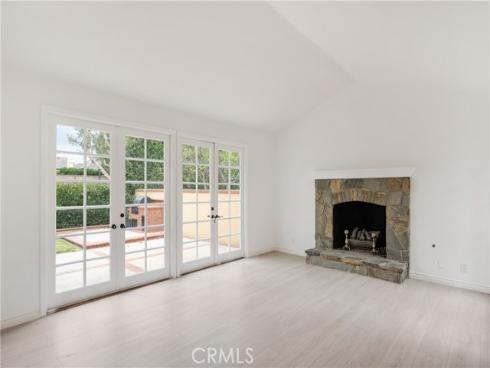 19371  Woodlands  , Huntington Beach, CA