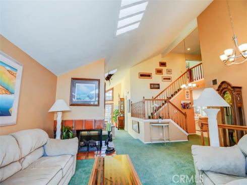 8792  Baywood  , Huntington Beach, CA