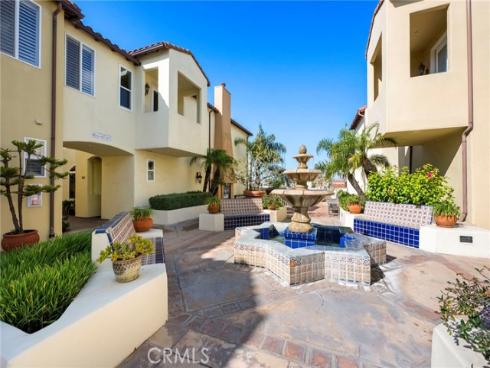 328 5th street , Huntington Beach, CA