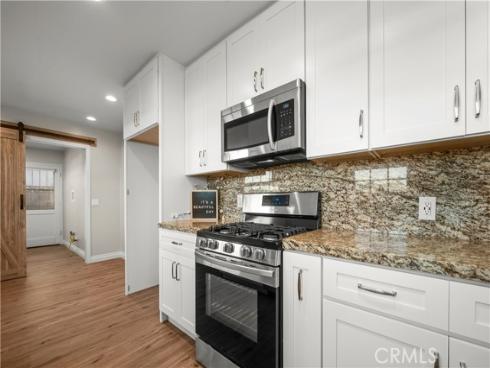 5082  Edinger  , Huntington Beach, CA