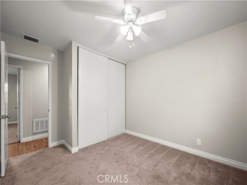 5082  Edinger  , Huntington Beach, CA