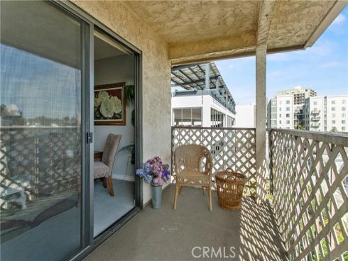 18900  Delaware  43 , Huntington Beach, CA