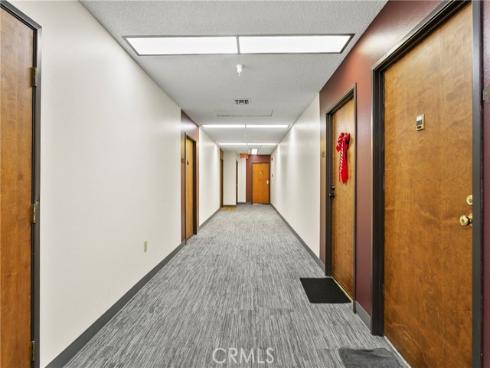 18900  Delaware  43 , Huntington Beach, CA