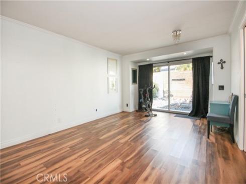 10211  Cliff   Drive, Huntington Beach, CA