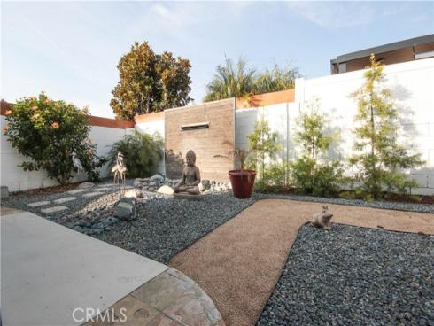 10211  Cliff   Drive, Huntington Beach, CA