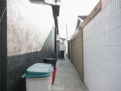 10211  Cliff   Drive, Huntington Beach, CA