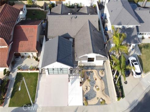 10211  Cliff   Drive, Huntington Beach, CA