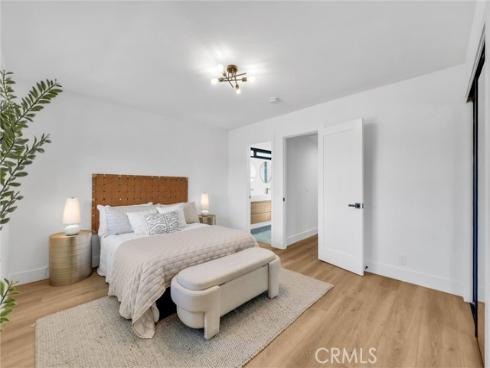 21621  Kaneohe  , Huntington Beach, CA