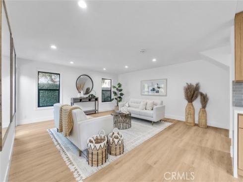 21621  Kaneohe  , Huntington Beach, CA