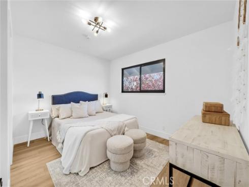 21621  Kaneohe  , Huntington Beach, CA