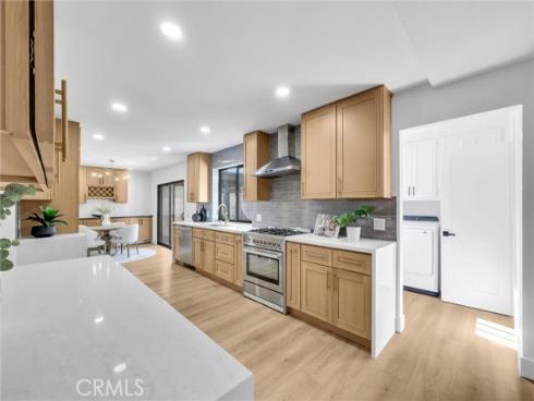 21621  Kaneohe  , Huntington Beach, CA