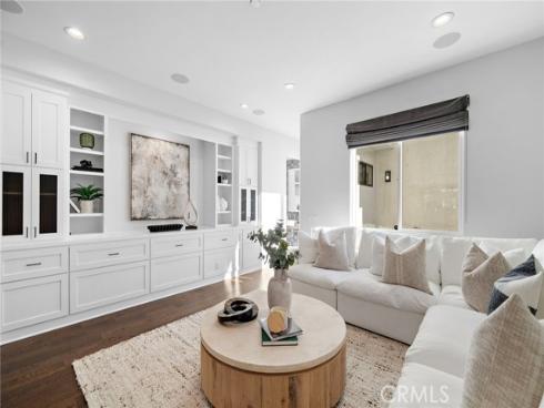 520  13th  , Huntington Beach, CA