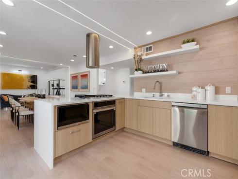 8167  Dartmoor Drive  , Huntington Beach, CA