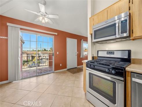 409  Utica  D36  Avenue, Huntington Beach, CA