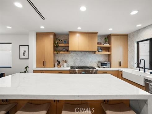 307  18th   Street, Huntington Beach, CA