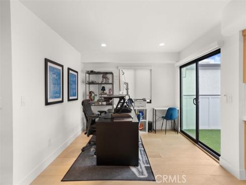 307  18th   Street, Huntington Beach, CA