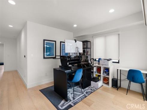 307  18th   Street, Huntington Beach, CA