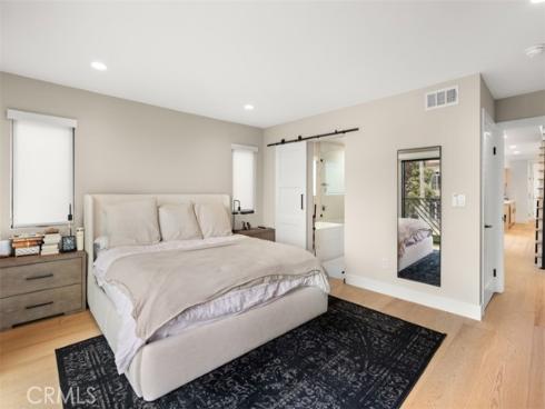 307  18th   Street, Huntington Beach, CA