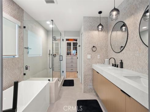 307  18th   Street, Huntington Beach, CA