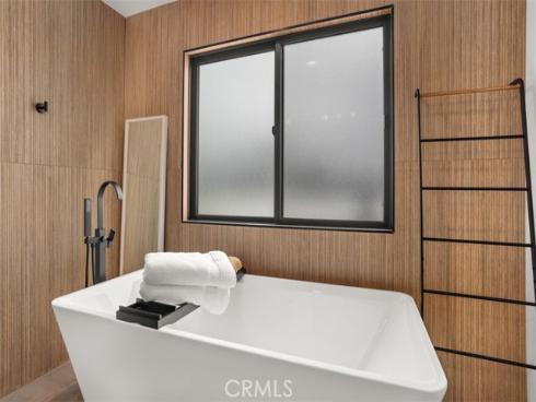 307  18th   Street, Huntington Beach, CA