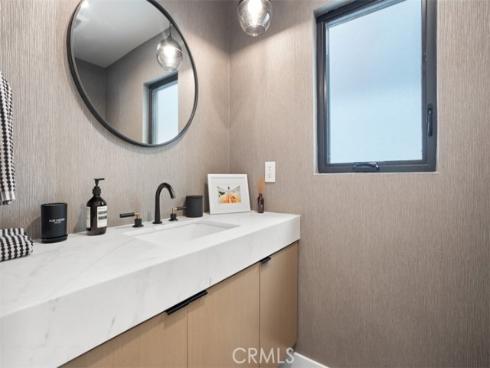 307  18th   Street, Huntington Beach, CA