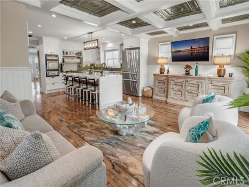 309  21st  , Huntington Beach, CA