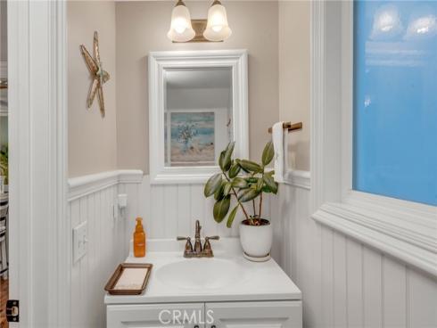 309  21st  , Huntington Beach, CA