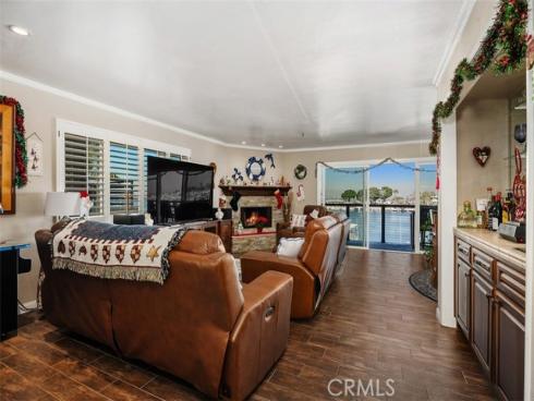 16255  Pacific  204  Circle, Huntington Beach, CA