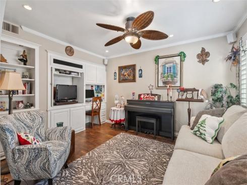 16255  Pacific  204  Circle, Huntington Beach, CA