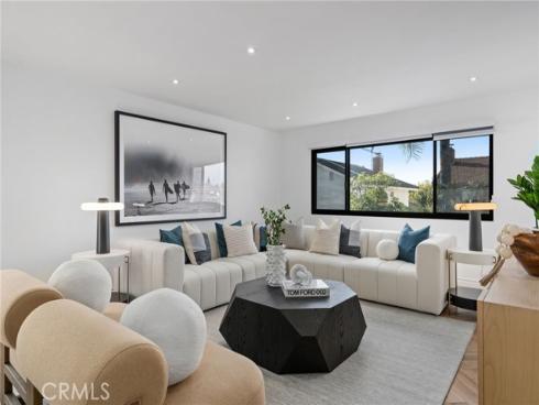 15631  Sunburst   Lane, Huntington Beach, CA