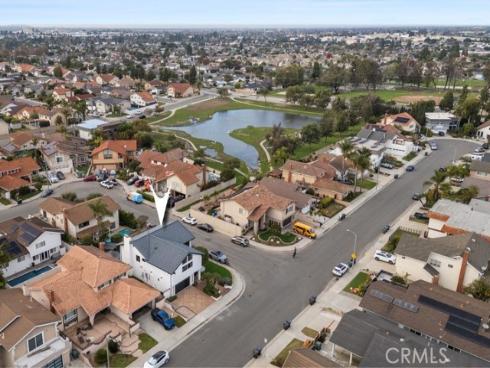 15631  Sunburst   Lane, Huntington Beach, CA