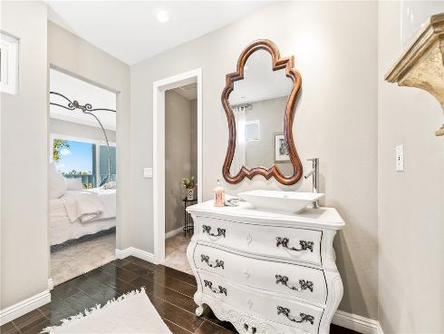 18576  Vallarta  , Huntington Beach, CA