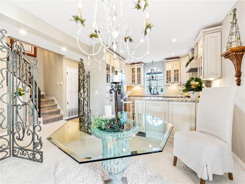 18576  Vallarta  , Huntington Beach, CA