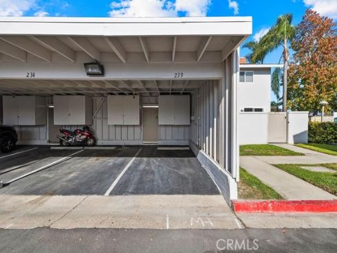 19844  Berkshire  , Huntington Beach, CA