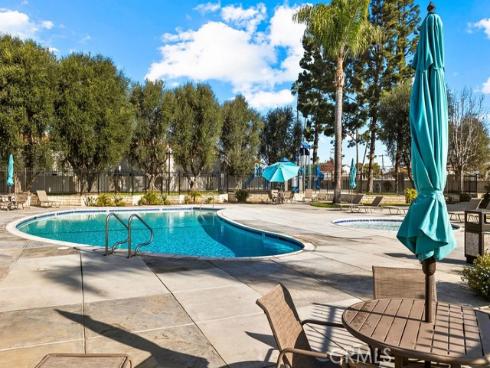 19844  Berkshire  , Huntington Beach, CA